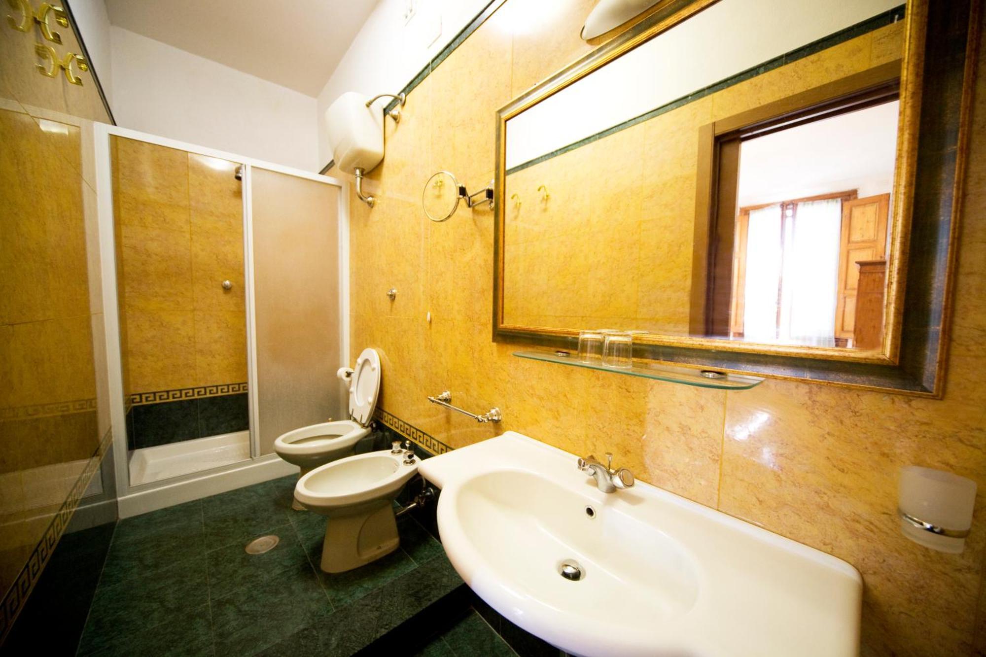 Hotel Merlini Флоренция Номер фото