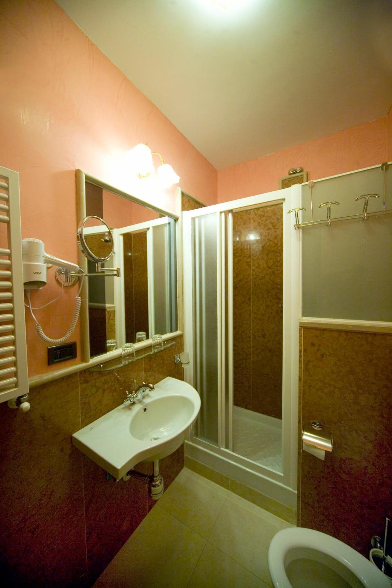 Hotel Merlini Флоренция Экстерьер фото